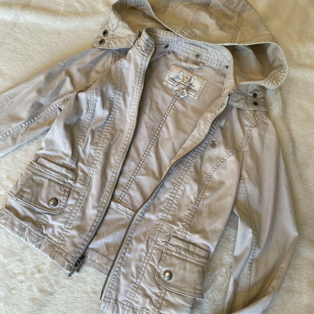 A&F khaki jacket with removable hood